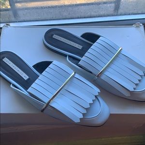 Zara  slippers size 40  like new wear one time